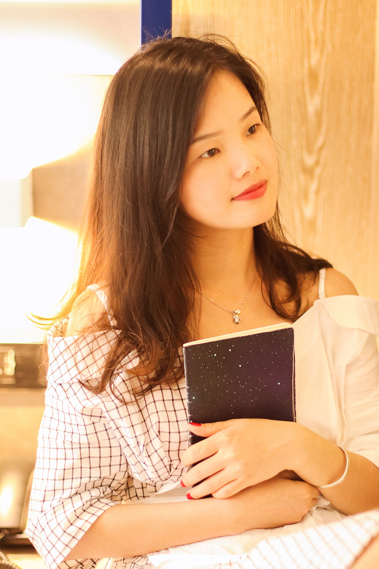 鄰家女孩（圖ZMTYyNzc5MjI4） - 人像攝影 - 站酷設(shè)計(jì)師雙子油菜花原創(chuàng)素材 - 站酷ZCOOL