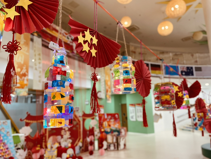 “情满中秋 喜迎国庆”幼儿园双节画展