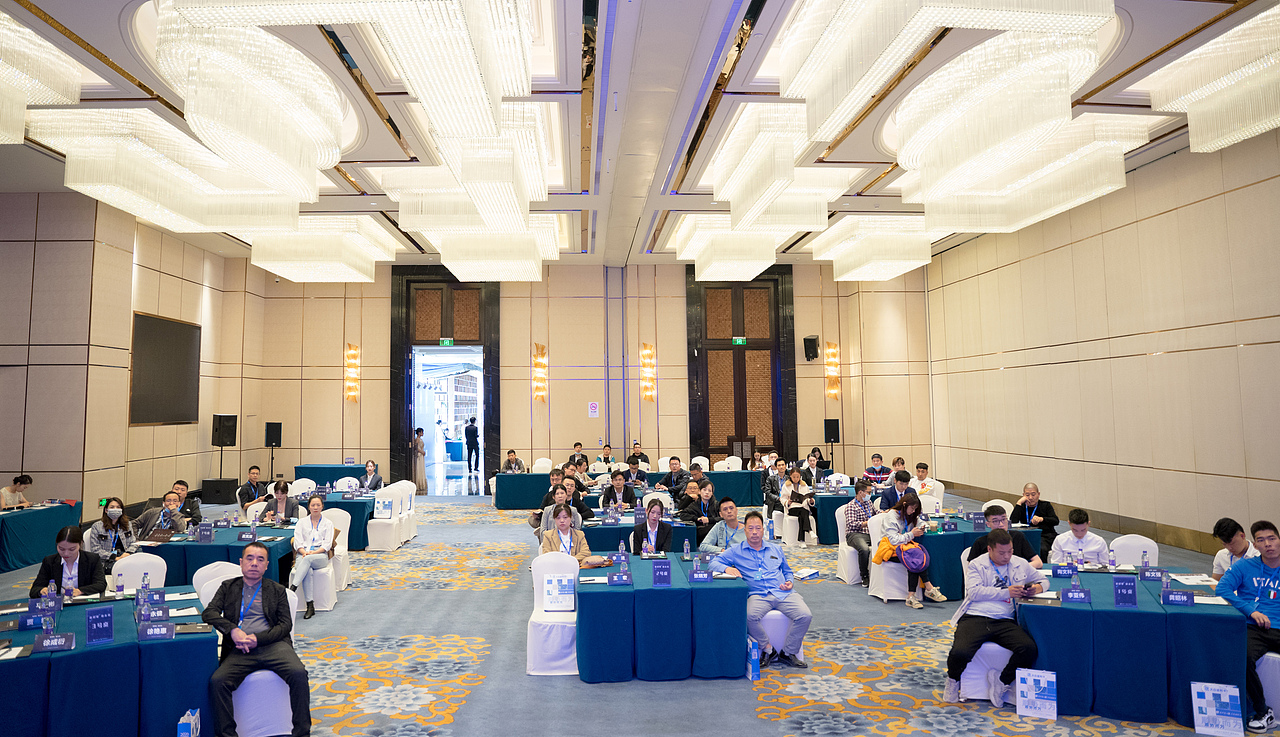 活动拍摄丨支付宝大白返利卡（图ZMjcwNTYzNTcy） - 其他摄影 - 站酷设计师Deceiter原创素材 - 站酷ZCOOL