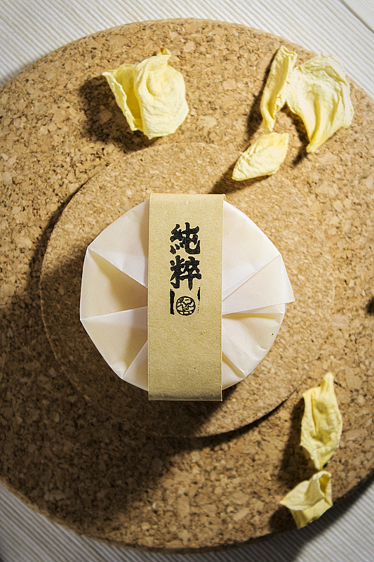 《无界-纯粹制皂》 北京服装学院 雯小双 #青春答卷2014#(图ZMTc5Nzk4NTI=) - 品牌 - 站酷设计师gemini111126原创素材 - 站酷ZCOOL