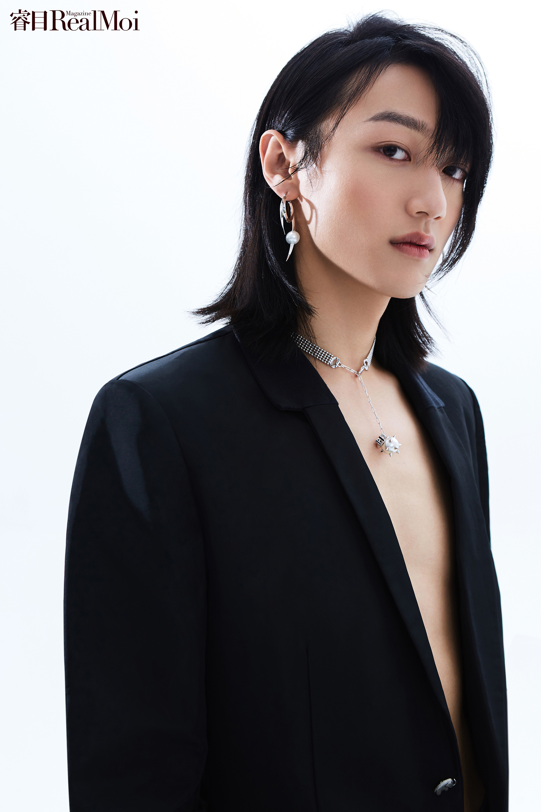 睿目realmoi magazine2020年三月刊封面人物—王竟力