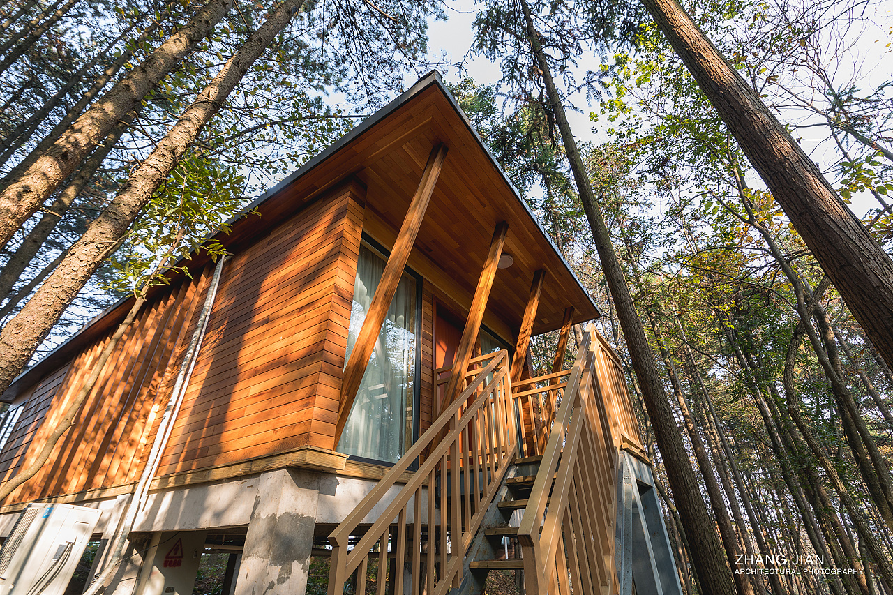 建筑空间摄影宜昌远安县太平顶悬崖木屋酒店