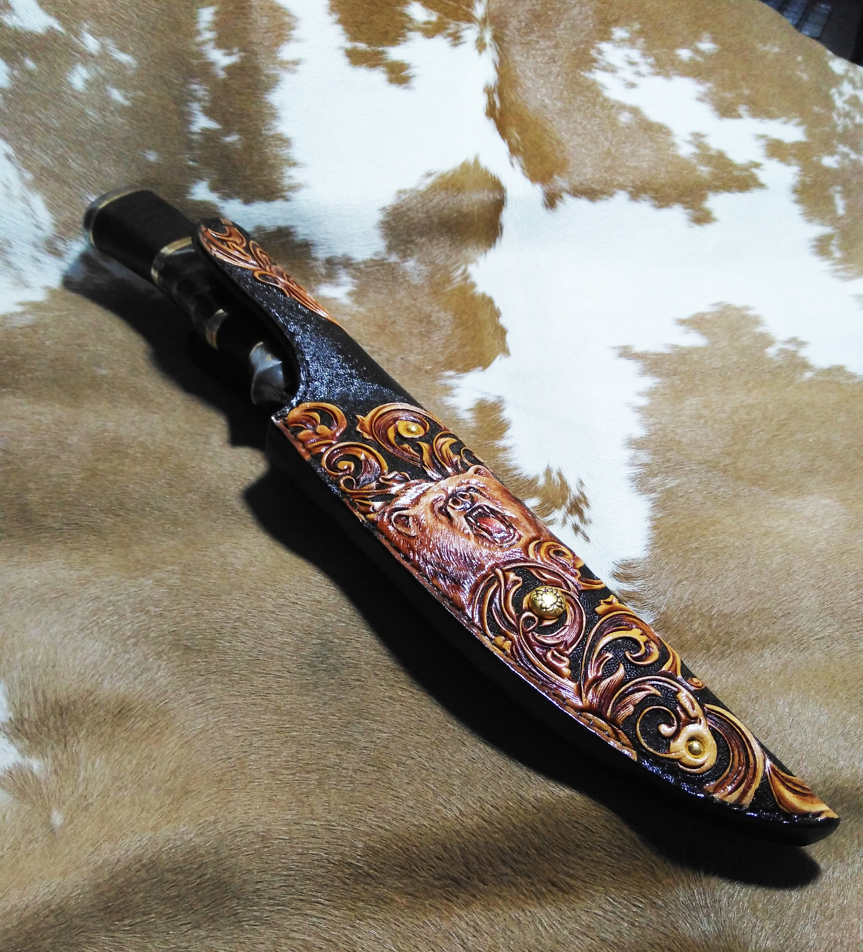 奢侈美——野熊腰刀鞘