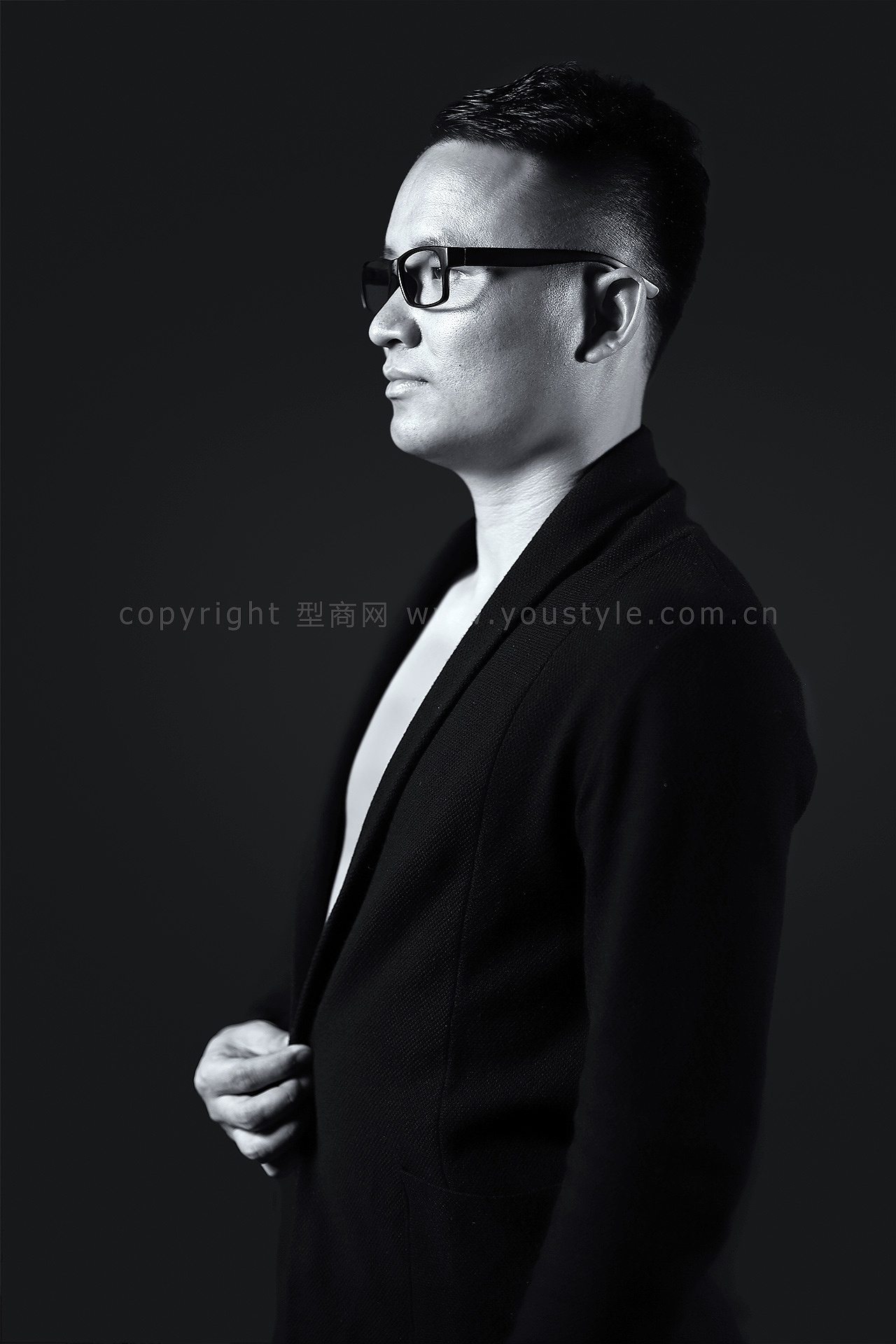 【深圳形象照】几位装饰设计师的形象摄影（图ZMjUzMjA2Mjgw） - 人像摄影 - 站酷设计师金钻子原创素材 - 站酷ZCOOL