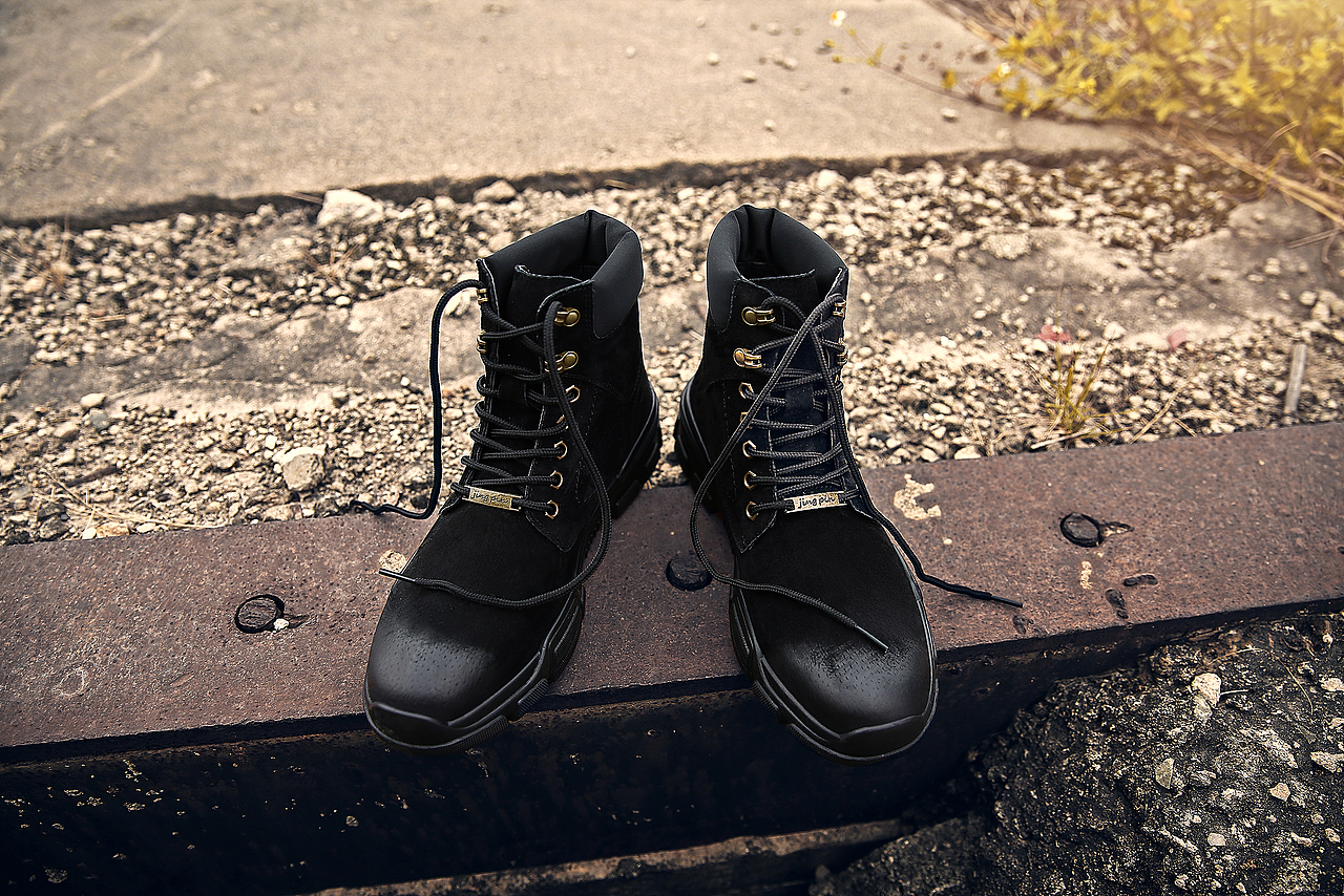 工装靴II（图ZMTU5ODk1NDQw） - 鞋履设计 - 站酷设计师修图师梧桐原创素材 - 站酷ZCOOL