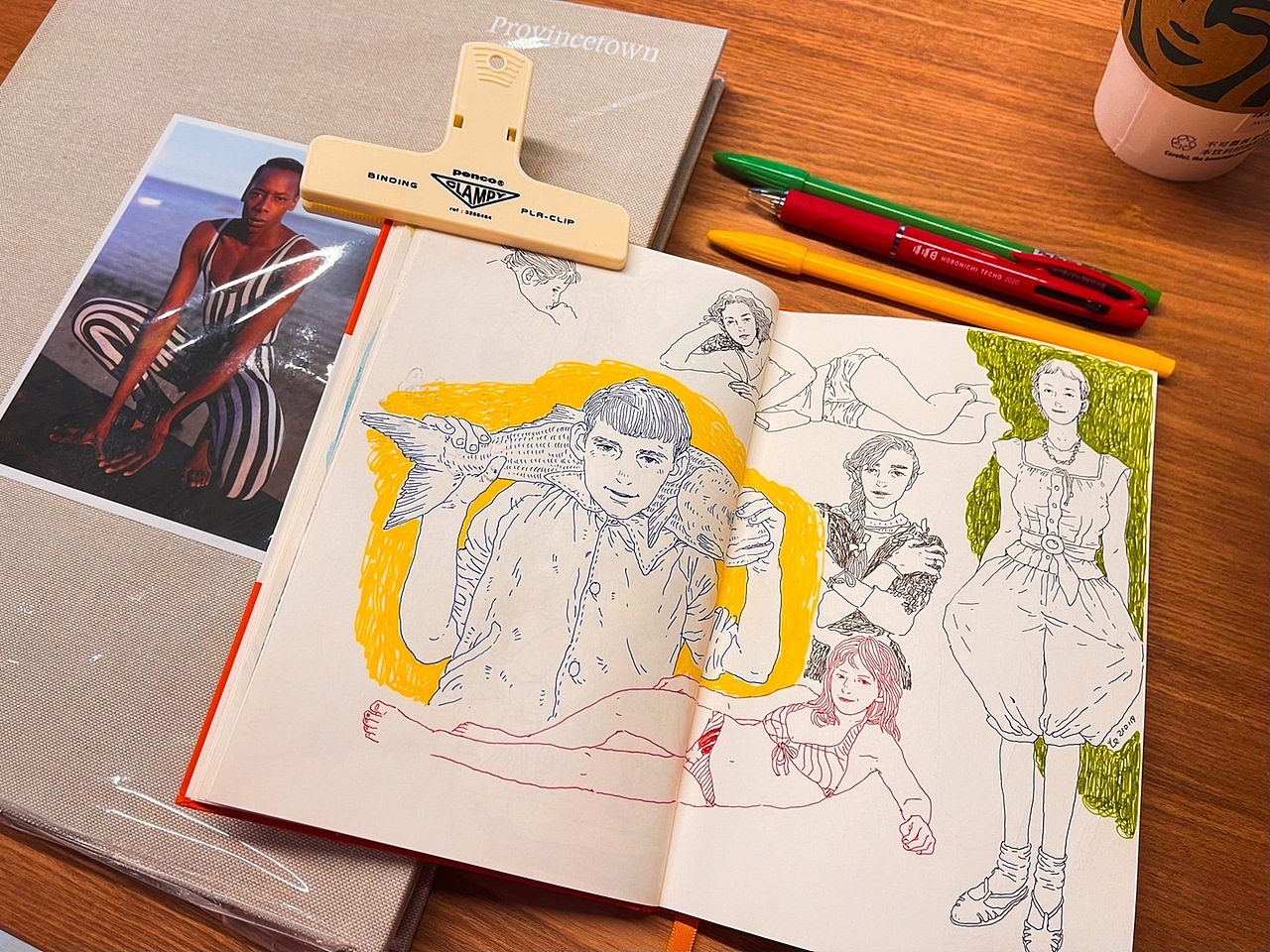 「28天」速写打卡挑战 04_相册合影（图ZMjg2MzA4MzM2） - 创作习作 - 站酷设计师酸菜小黄鱼_原创素材 - 站酷ZCOOL