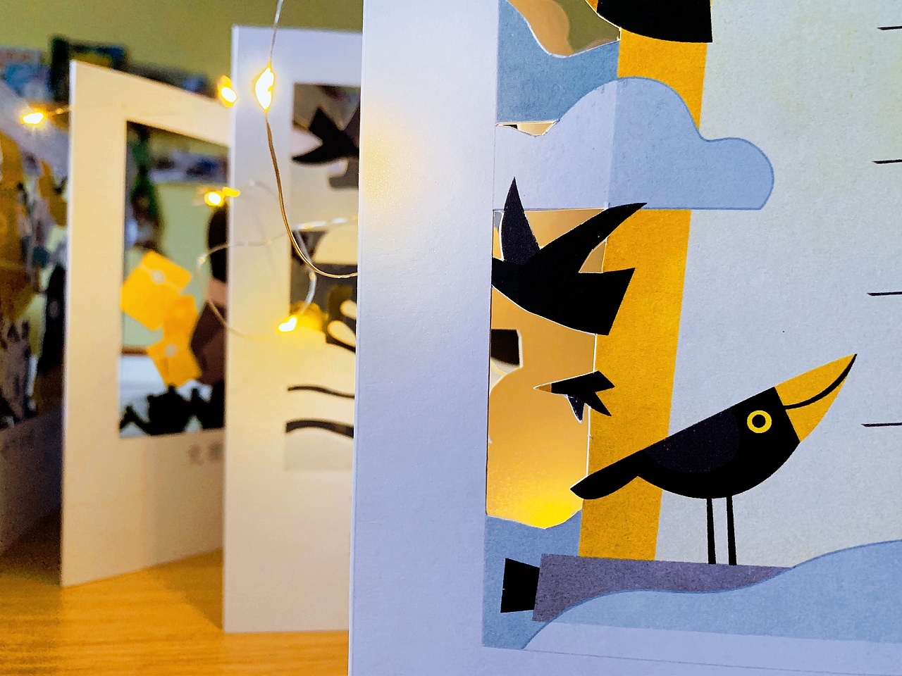 镂空小绘本-《萌》