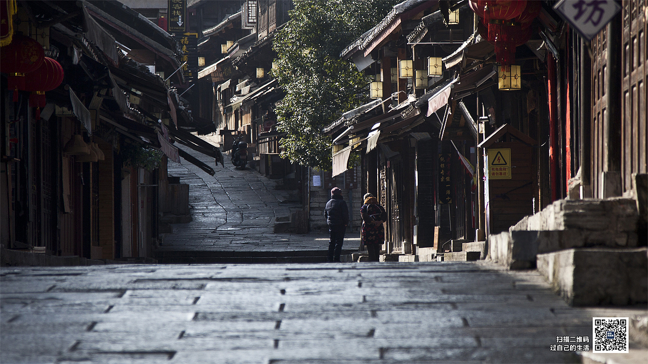 #自然良品库#视觉# 早晨的阳光和安静的街道