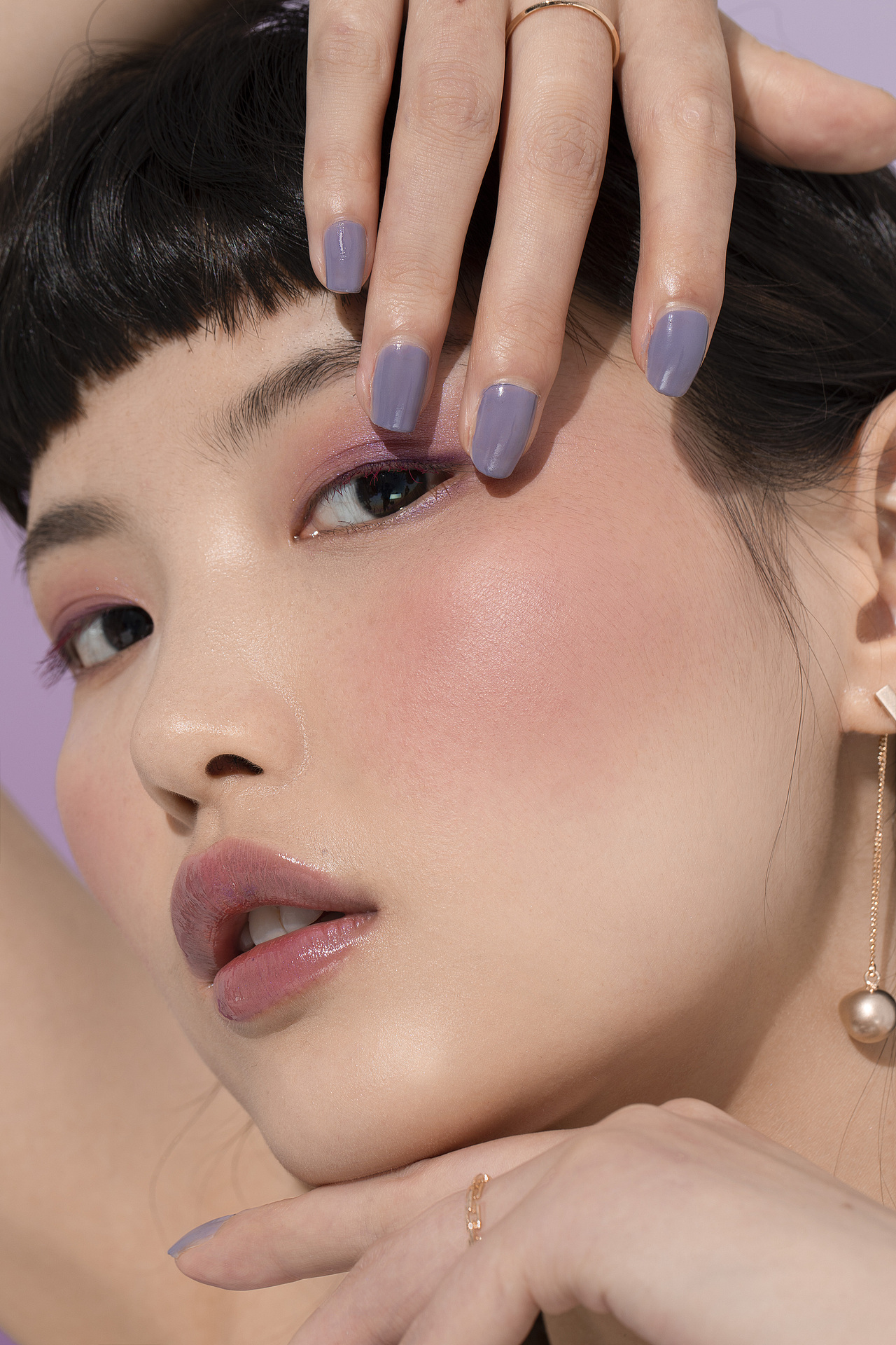 intoyou腮红模特图（图ZMjIwNzEyOTgw） - 产品摄影 - 站酷设计师他是33原创素材 - 站酷ZCOOL