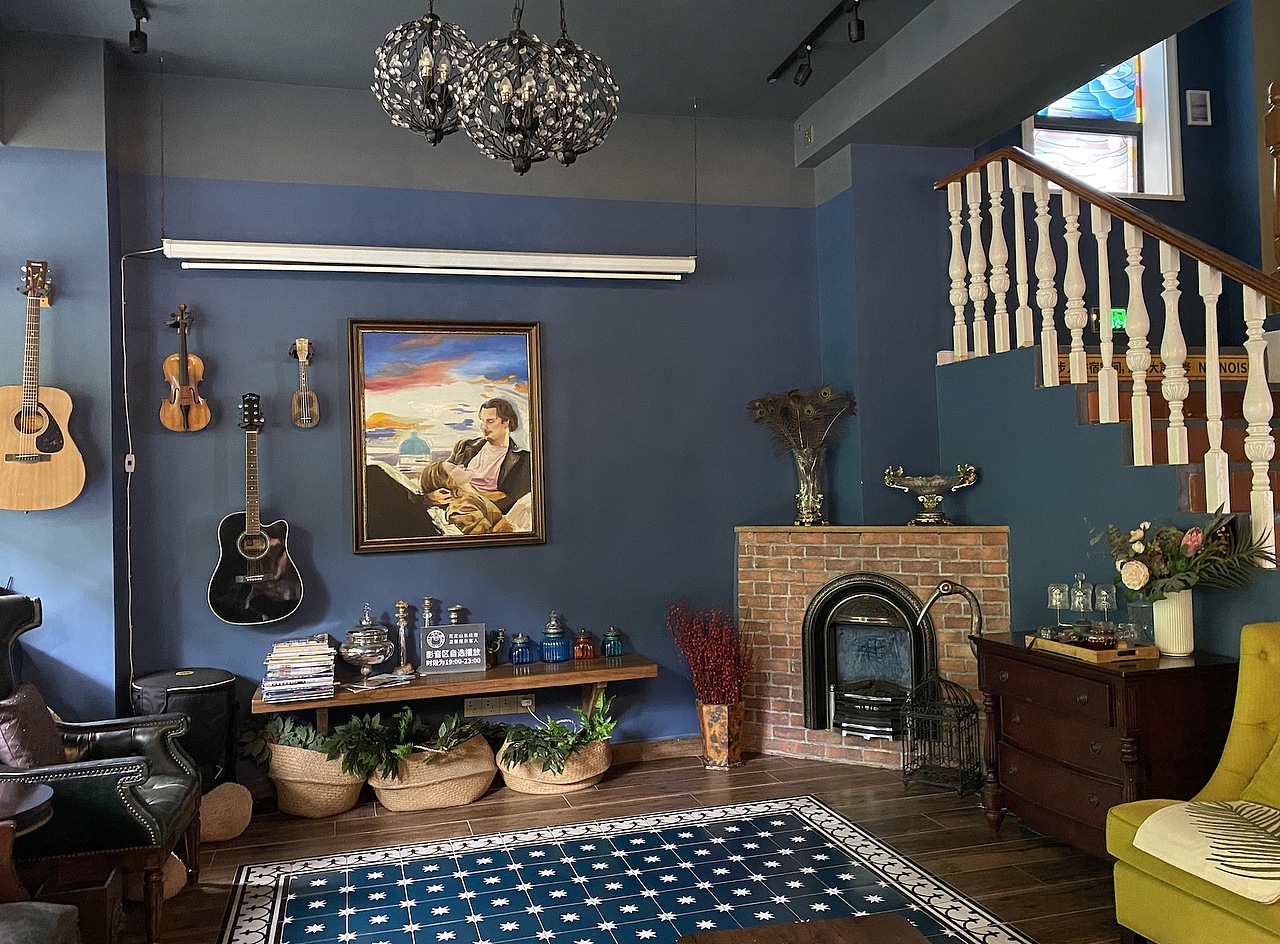 黑胶唱片机创意广告1