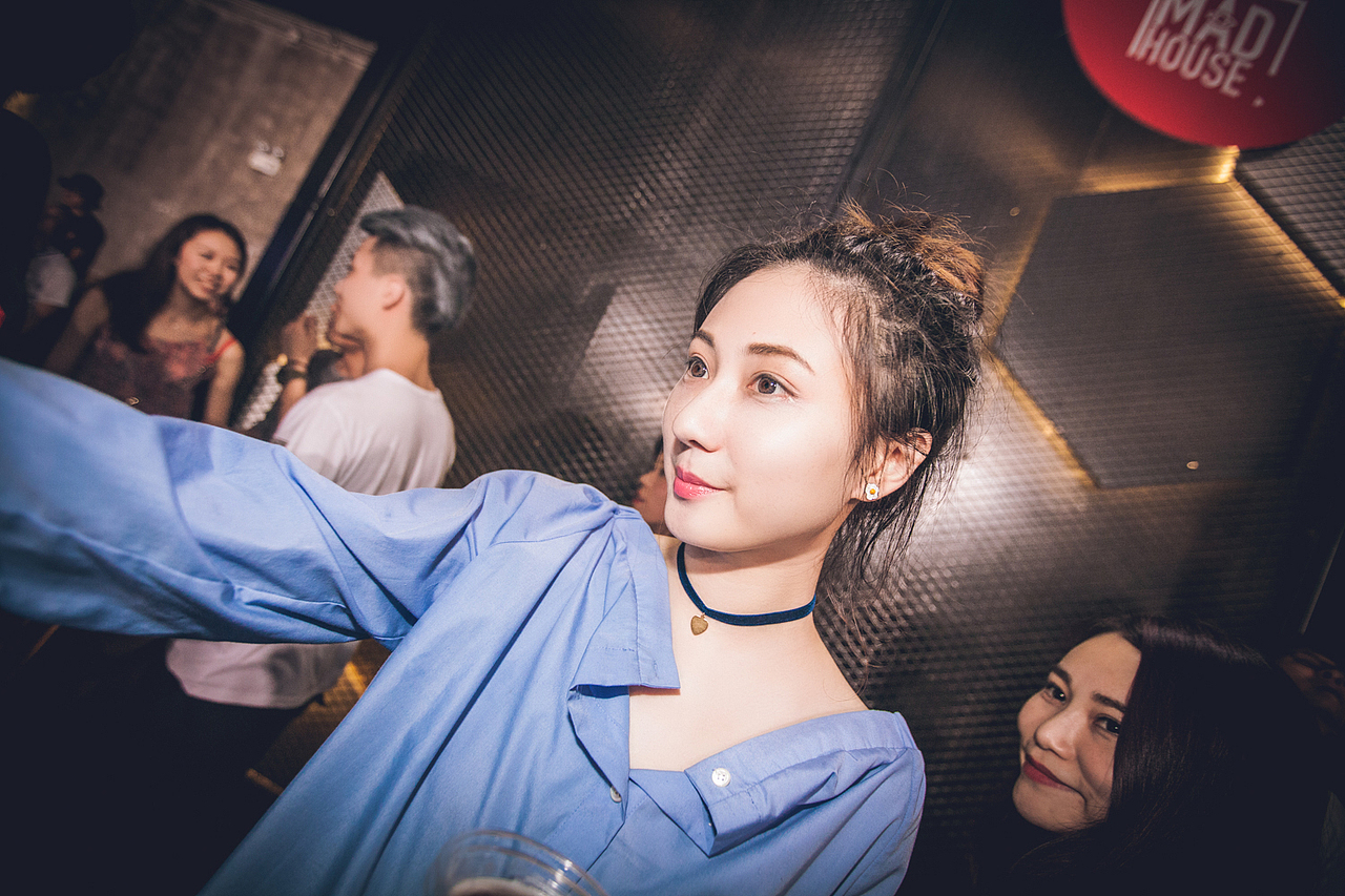 深圳电音party【Red Bull Mad House VOL.2】（图ZNDg3MTEyMDg=） - 人像摄影 - 站酷设计师xubin1123原创素材 - 站酷ZCOOL