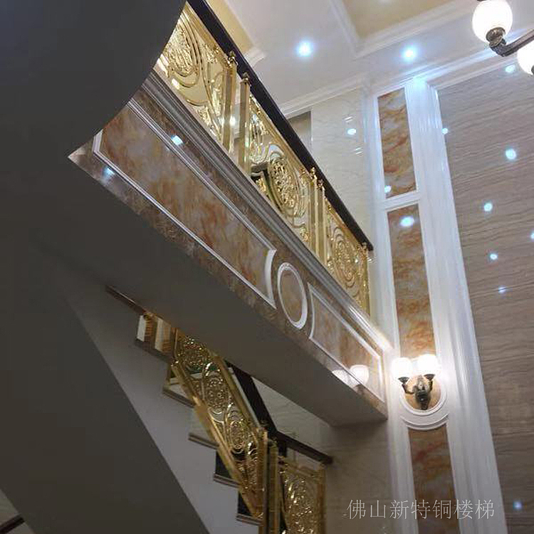 谈谈铝板雕花护栏镀金铜铝护栏作用