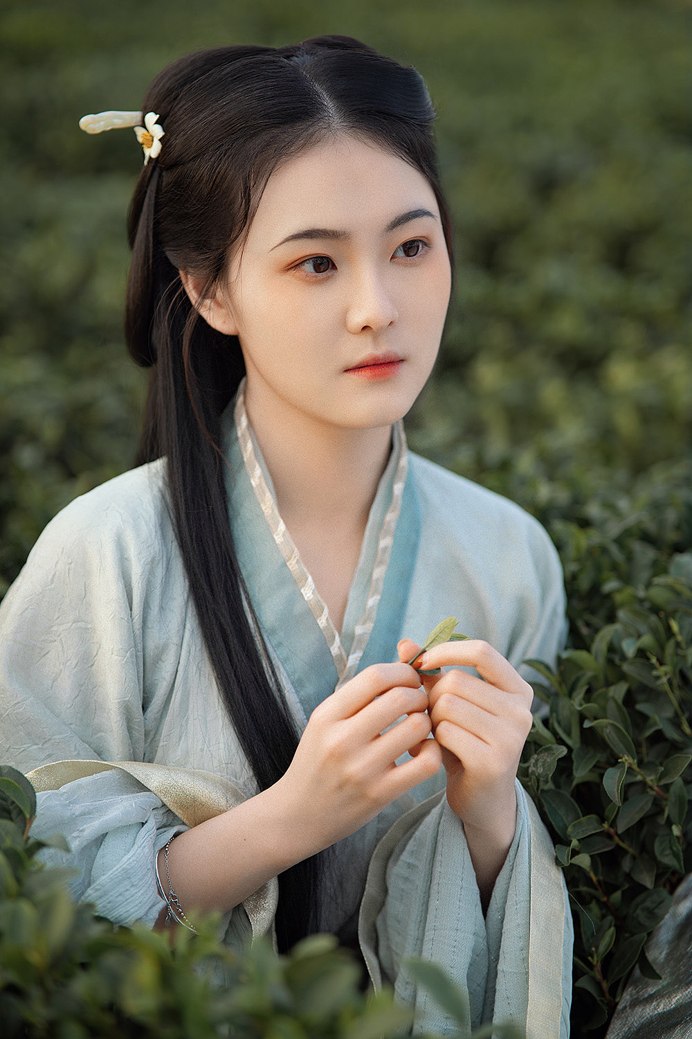 茶园思恋（图ZMjg4MDYwNTQ0） - 人像摄影 - 站酷设计师阿波摄影原创素材 - 站酷ZCOOL