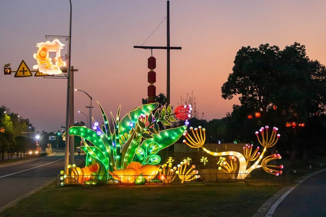 中秋花灯展（图ZMzE1OTkwMjc2） - 其他手工艺 - 站酷设计师自贡润辰彩灯原创素材 - 站酷ZCOOL