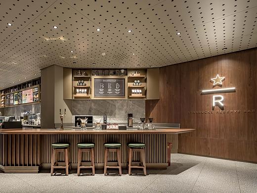 星巴克•西安小寨赛格臻选店