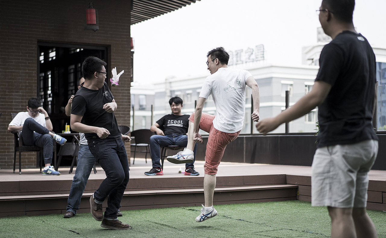 站酷的同事们走一组（图ZODYxMDIyNDg=） - 人文/纪实摄影 - 站酷设计师明原创素材 - 站酷ZCOOL