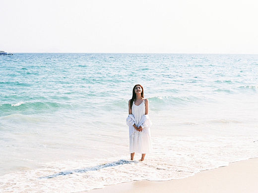 海边的少女