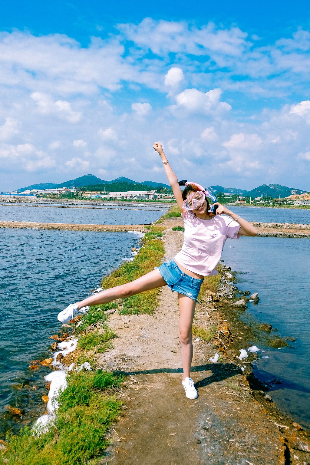 夏天北方已经开始清凉（图ZOTEwNzg2MzY=） - 人像摄影 - 站酷设计师hobysun原创素材 - 站酷ZCOOL