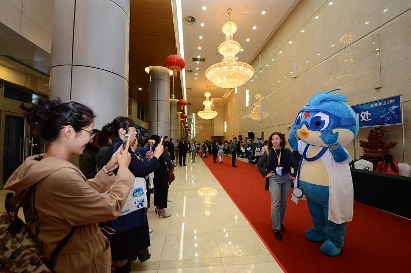 第五届全国医院品管圈大赛活动（图ZOTgxOTg1MDA=） - 宣传物料 - 站酷设计师stone55原创素材 - 站酷ZCOOL