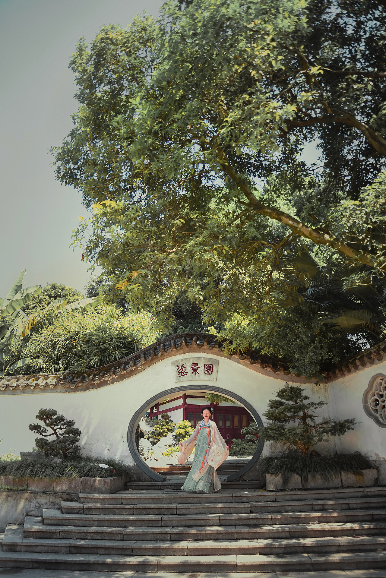 汉服写真——霜降（图ZOTUxMTM0NDQ=） - 人像摄影 - 站酷设计师阿柿原创素材 - 站酷ZCOOL