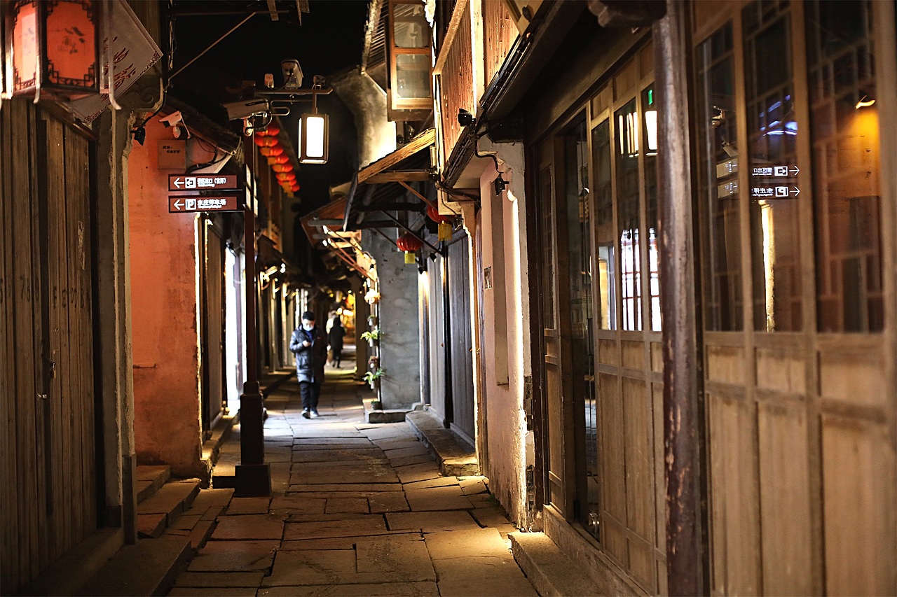 2021周庄古镇夜景