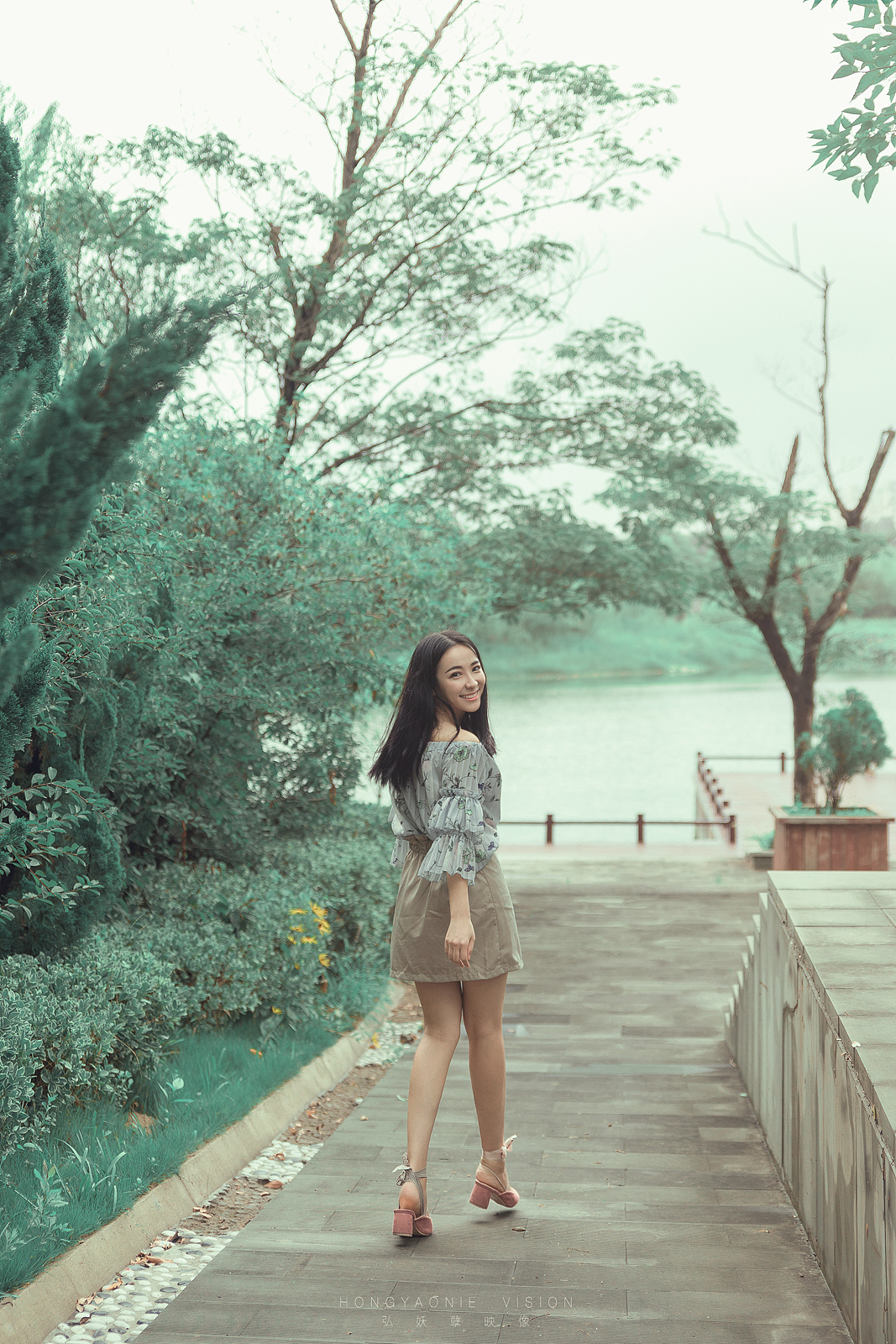 『青』（图ZODU2OTc3NDg=） - 人像摄影 - 站酷设计师张瑾熙原创素材 - 站酷ZCOOL