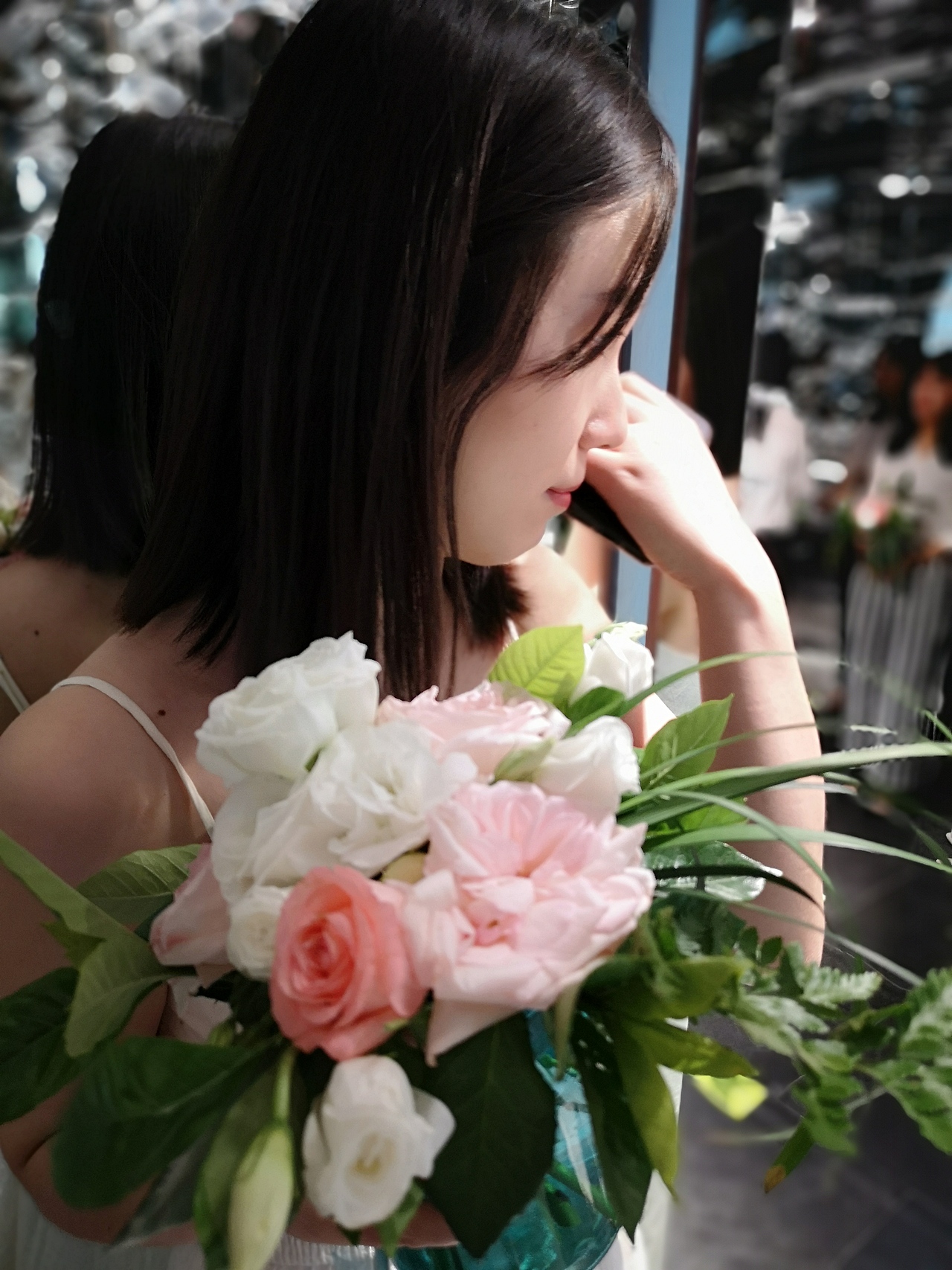 北京胡同博物馆里的两个小仙女