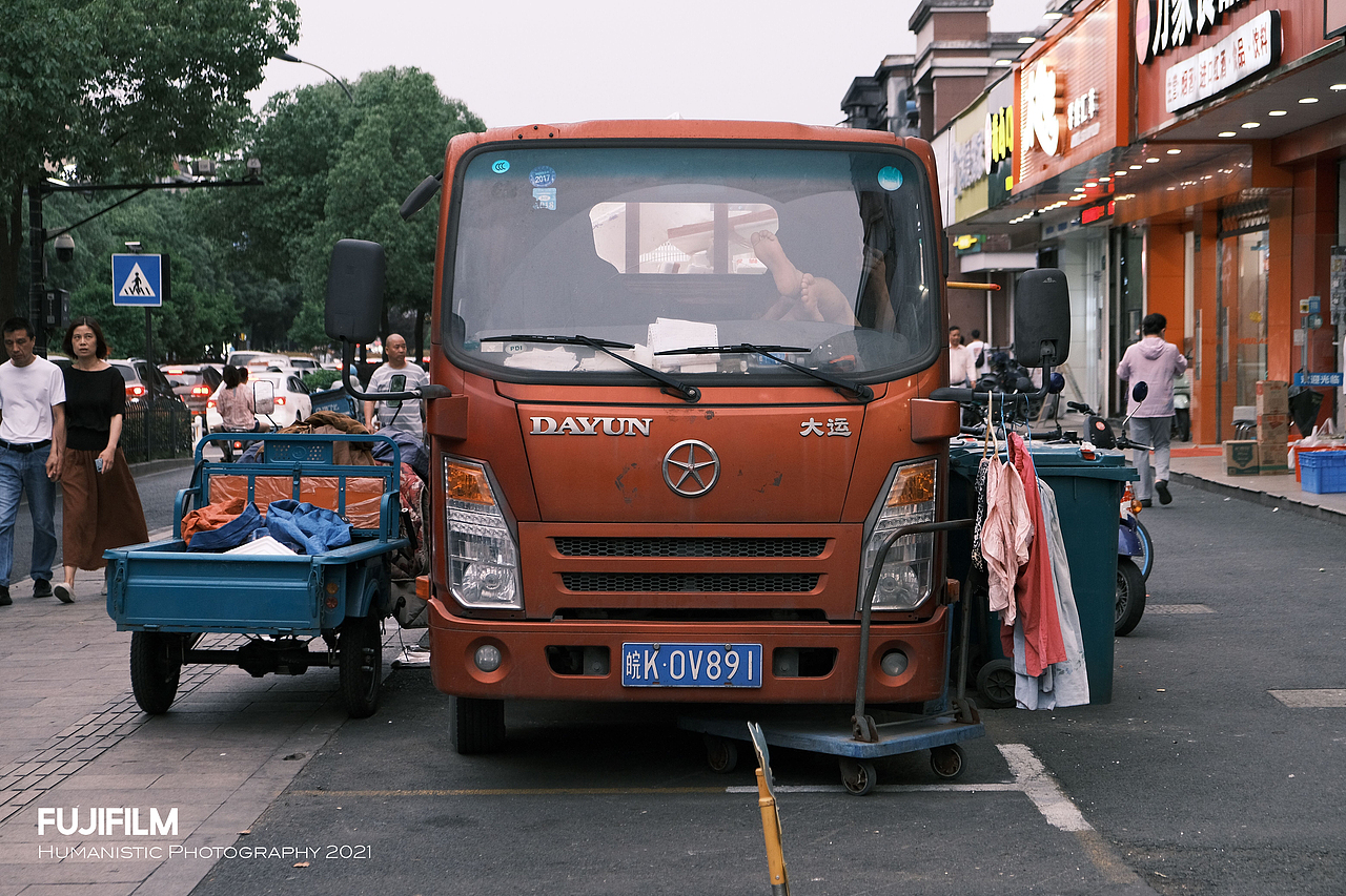 街（图ZMjU4NDI0MDc2） - 人文/纪实摄影 - 站酷设计师彩色的黑是吗原创素材 - 站酷ZCOOL