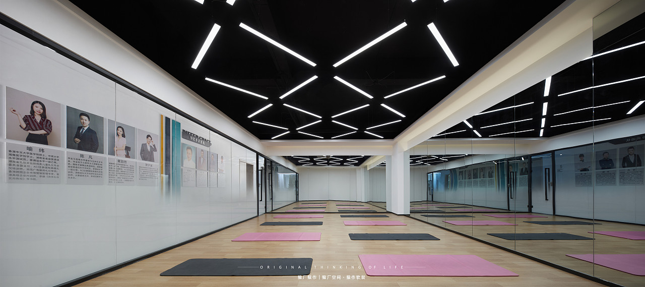 形体房 physique room