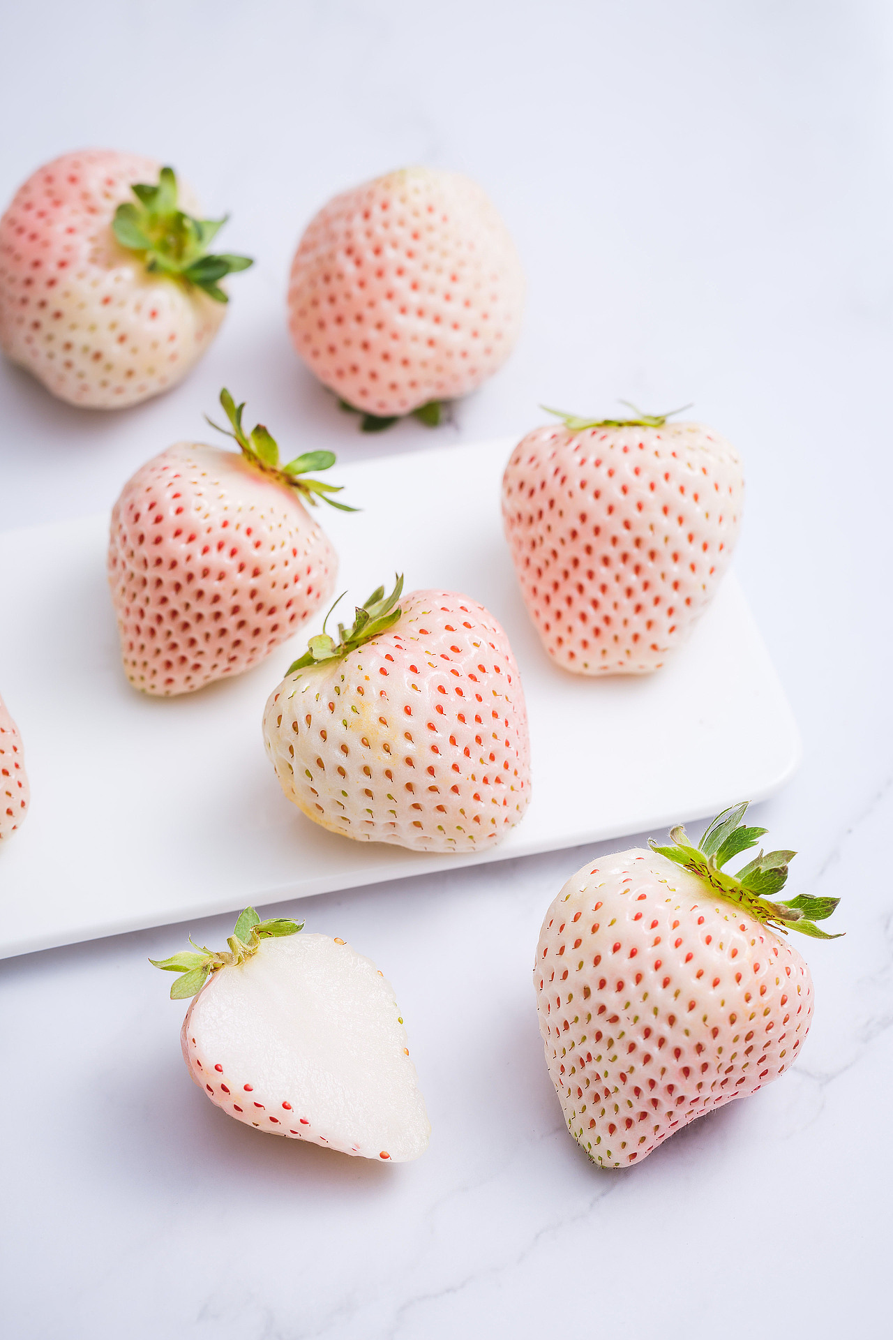 吃不起系列-白草莓（图ZMjQ0MjY2NjAw） - 产品摄影 - 站酷设计师白子梁原创素材 - 站酷ZCOOL