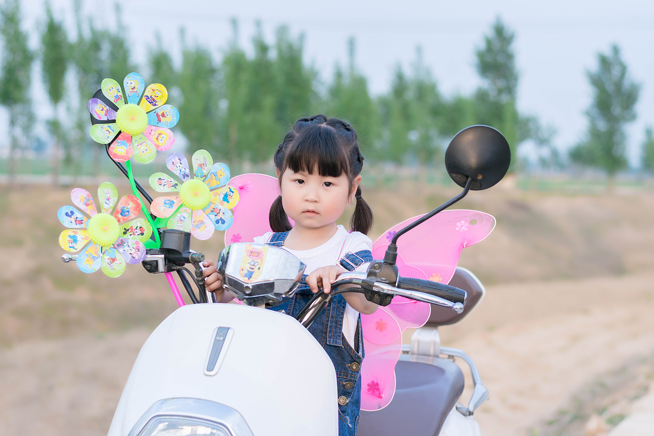 儿童摄影 家庭约拍摄影摄影技巧单反人像 尼康佳能摄影（图ZMTEzMTcyNzA4） - 人像摄影 - 站酷设计师亚朔设计原创素材 - 站酷ZCOOL