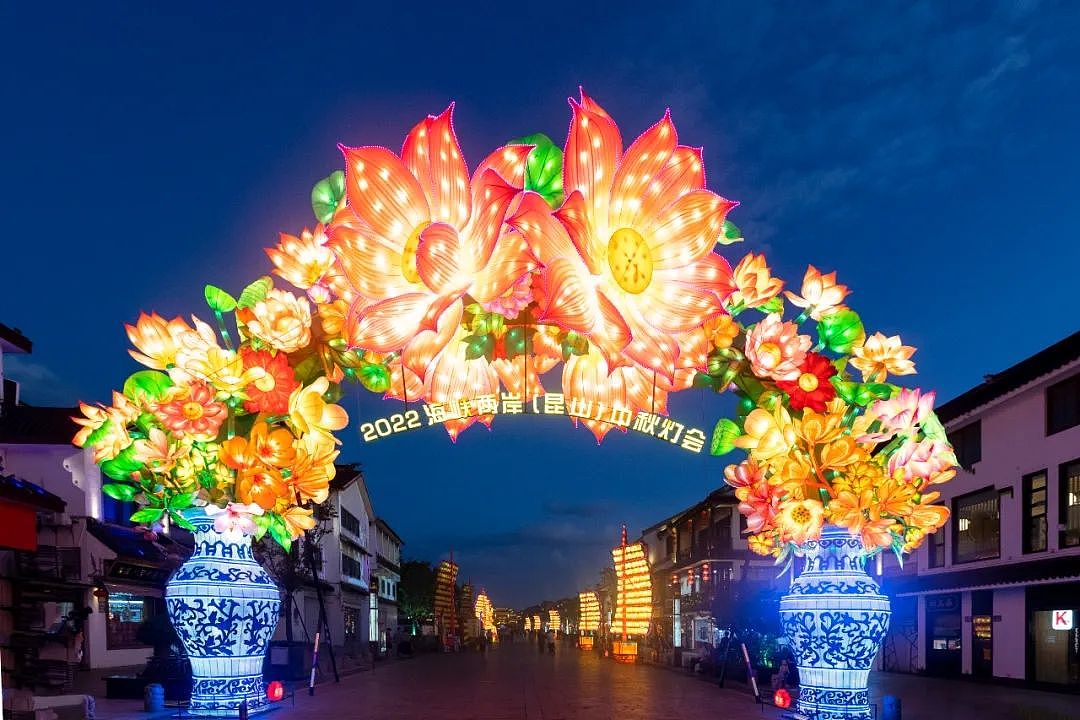 中秋花灯展（图ZMzE1OTkwMjg4） - 其他手工艺 - 站酷设计师自贡润辰彩灯原创素材 - 站酷ZCOOL