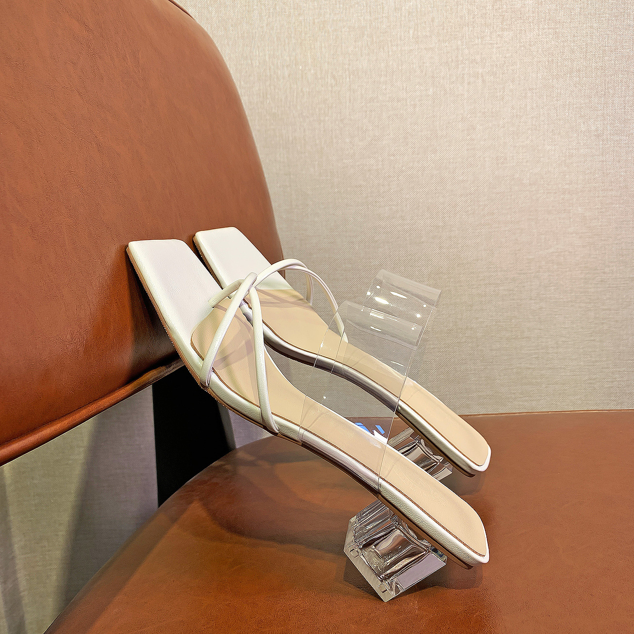 夏天凉鞋（图ZMjEwMzU4NDk2） - 产品摄影 - 站酷设计师a阿耀原创素材 - 站酷ZCOOL