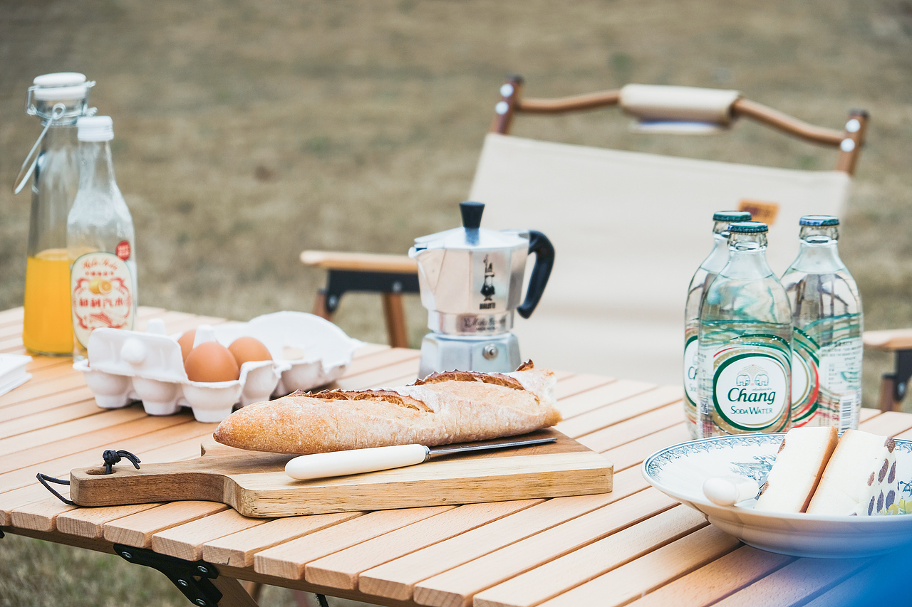 下午茶:面包配现磨的意式咖啡