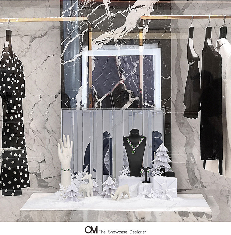 镜面首饰橱窗