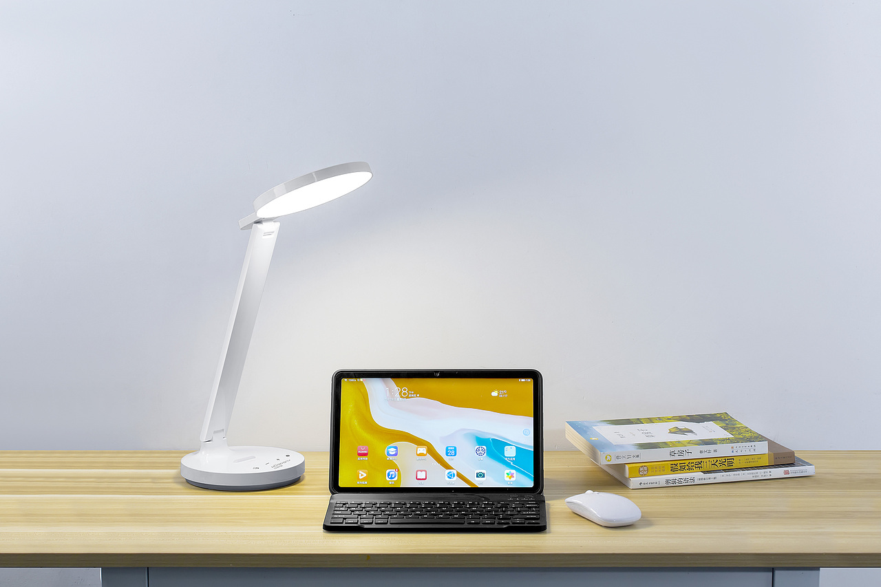 台灯（图ZMjQ3MTQ4MzU2） - 产品摄影 - 站酷设计师又欠6原创素材 - 站酷ZCOOL