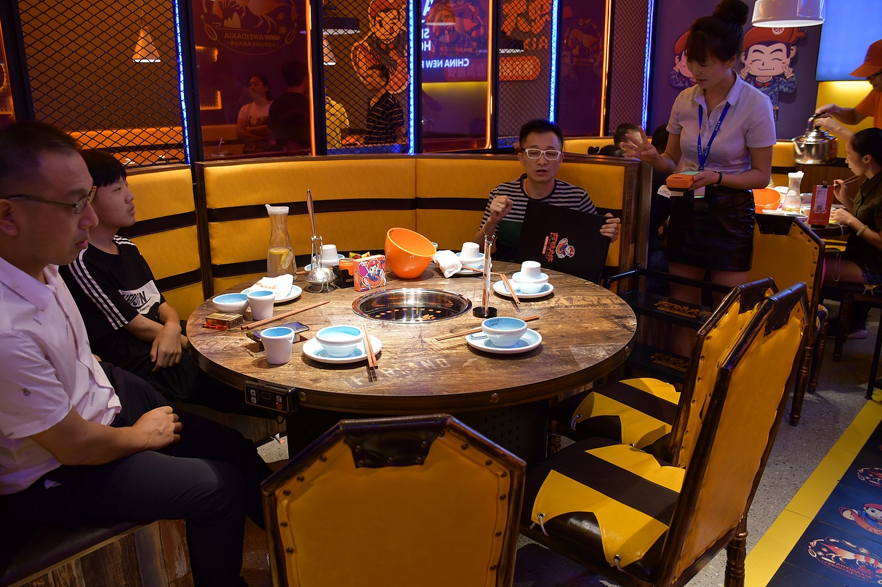 成雄海餐饮旗下阿味大虾火锅连锁品牌店面用餐纪录