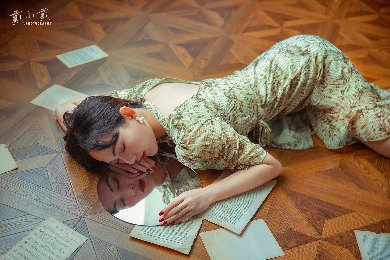 情绪片（图ZMjI4MzMyMDY0） - 人像摄影 - 站酷设计师戴小戴Dai原创素材 - 站酷ZCOOL