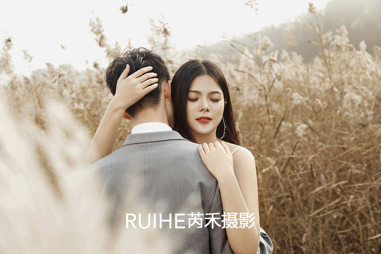 撷秋日时光，灌注一缕风间清拥，秋地一色、芦苇镶金（图ZMjc3NzMzNTA0） - 婚礼摄影 - 站酷设计师遇见YUJIAN原创素材 - 站酷ZCOOL