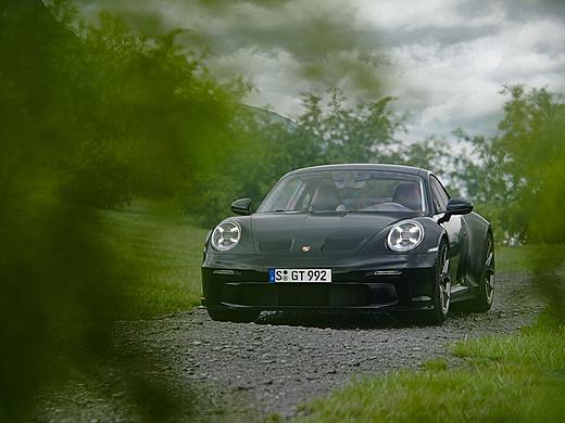 porsche GT3 992 Touring CGI 