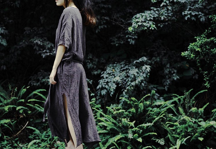原创设计&nbsp;很特别的深灰色复古麻袍子&nbsp;【熟悉却陌生的神秘感】