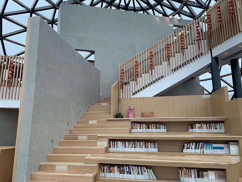 仿清水混凝土风装饰水泥板---靖江市马洲公园容湖书吧