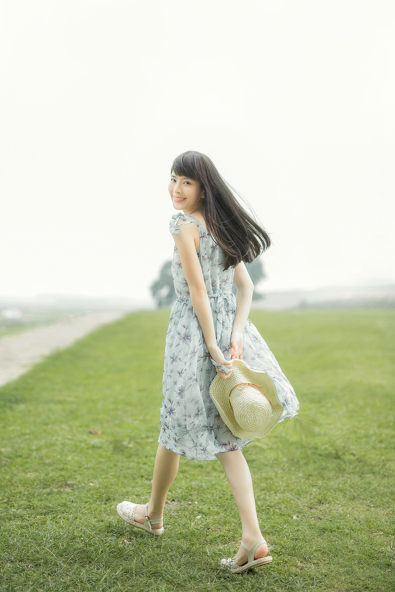 被風(fēng)吹過的夏天（圖ZODMyODUwODg=） - 人像攝影 - 站酷設(shè)計師攝影師仁聰原創(chuàng)素材 - 站酷ZCOOL