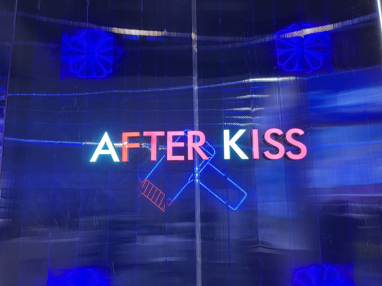 上海API展（图ZMzY3NDUwMzk2） - 生活用品 - 站酷设计师weiwulie原创素材 - 站酷ZCOOL