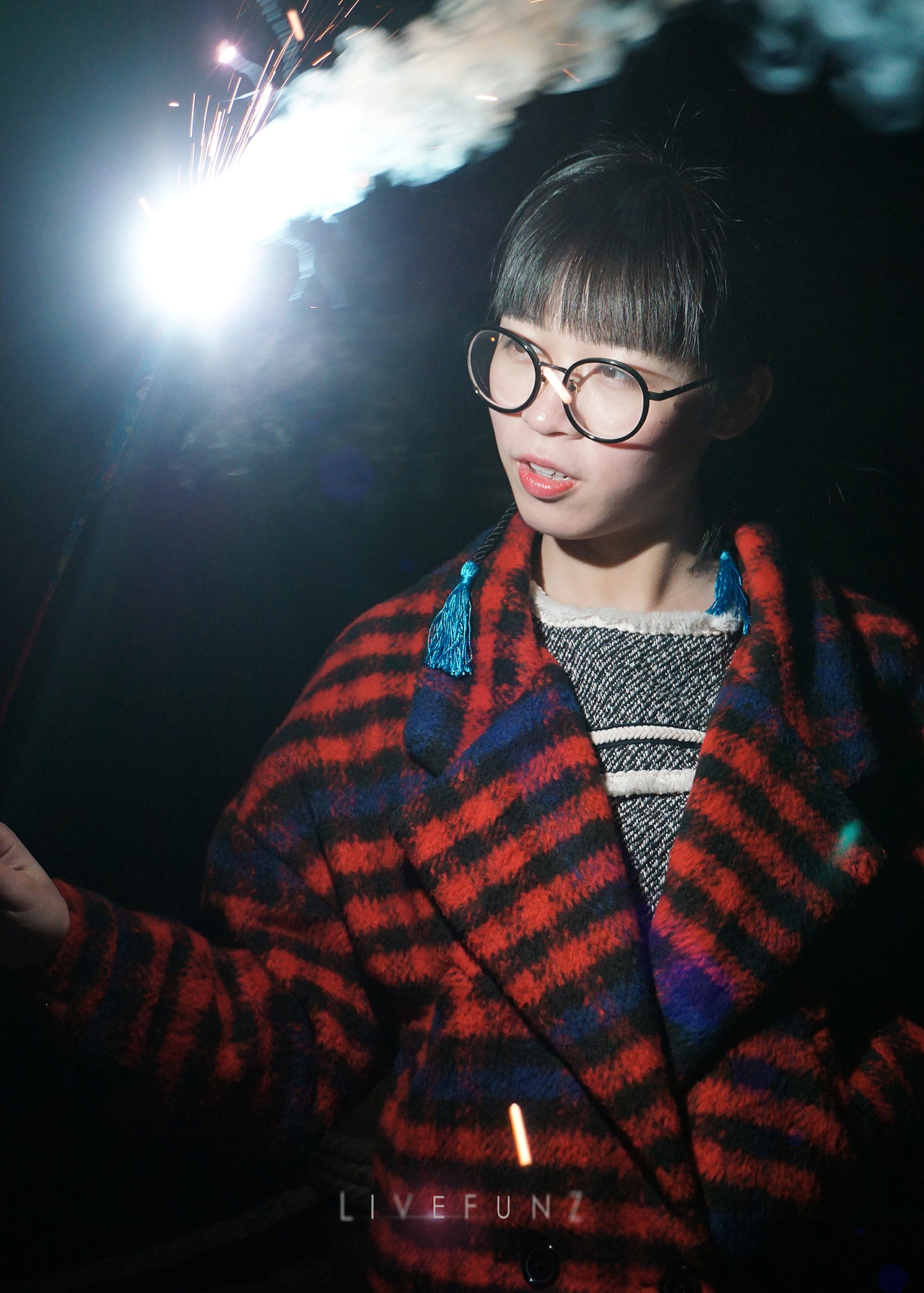 微单的极限挑战~人像与黑暗中转瞬即逝的焰火