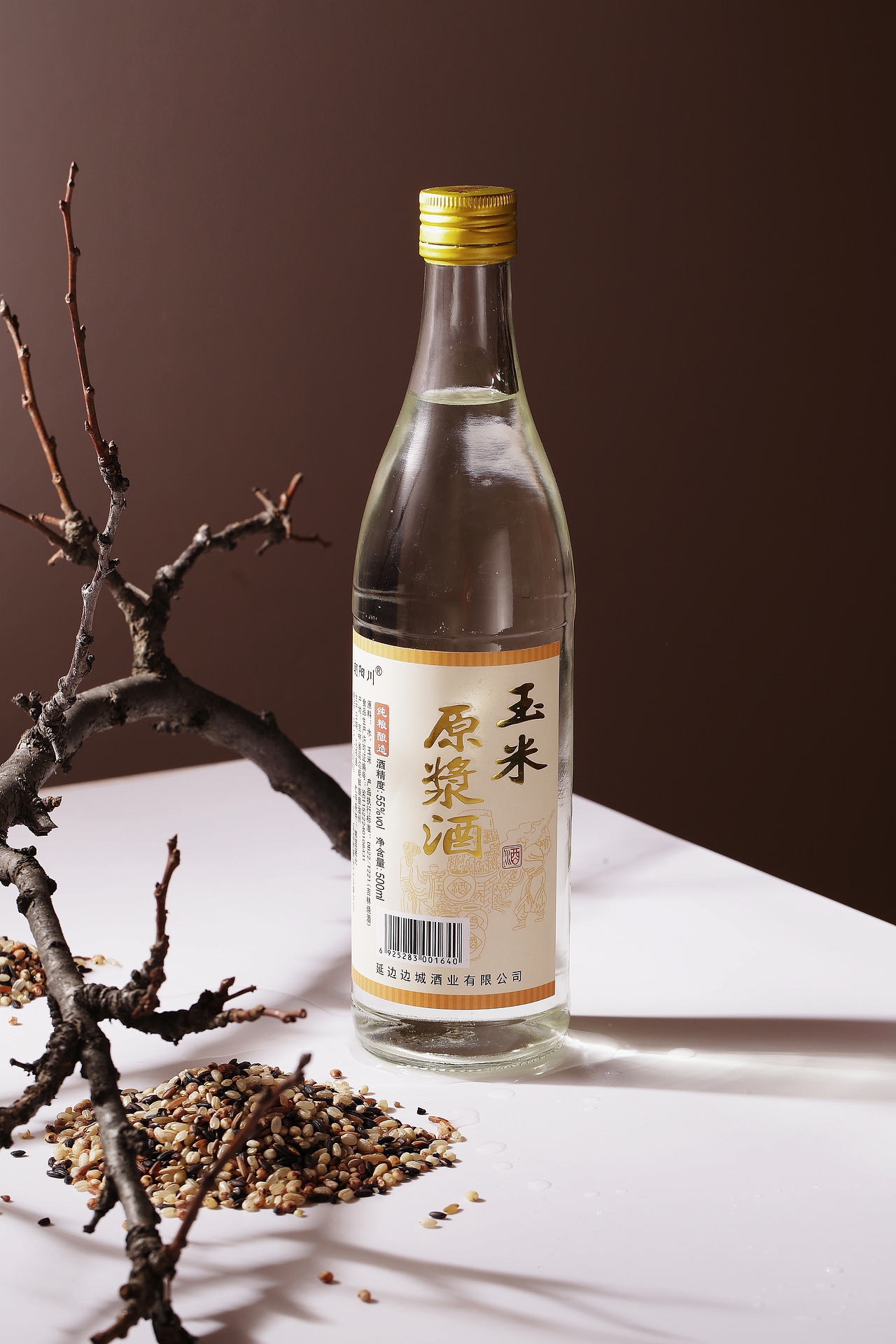 白酒（图ZMjQ4NjE4NDU2） - 产品摄影 - 站酷设计师祁百意原创素材 - 站酷ZCOOL