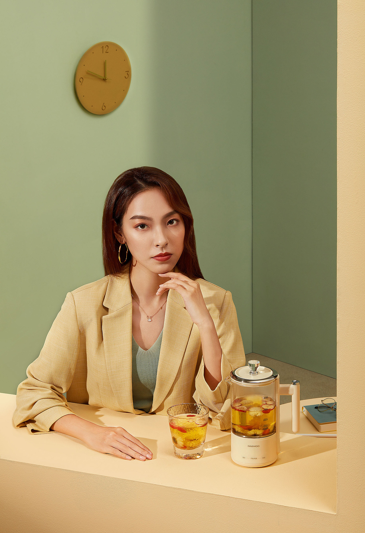 大宇 Daewoo 养生壶 产品拍摄（图ZMjI4NzgwMDgw） - 产品摄影 - 站酷设计师半佛系摄影杰原创素材 - 站酷ZCOOL