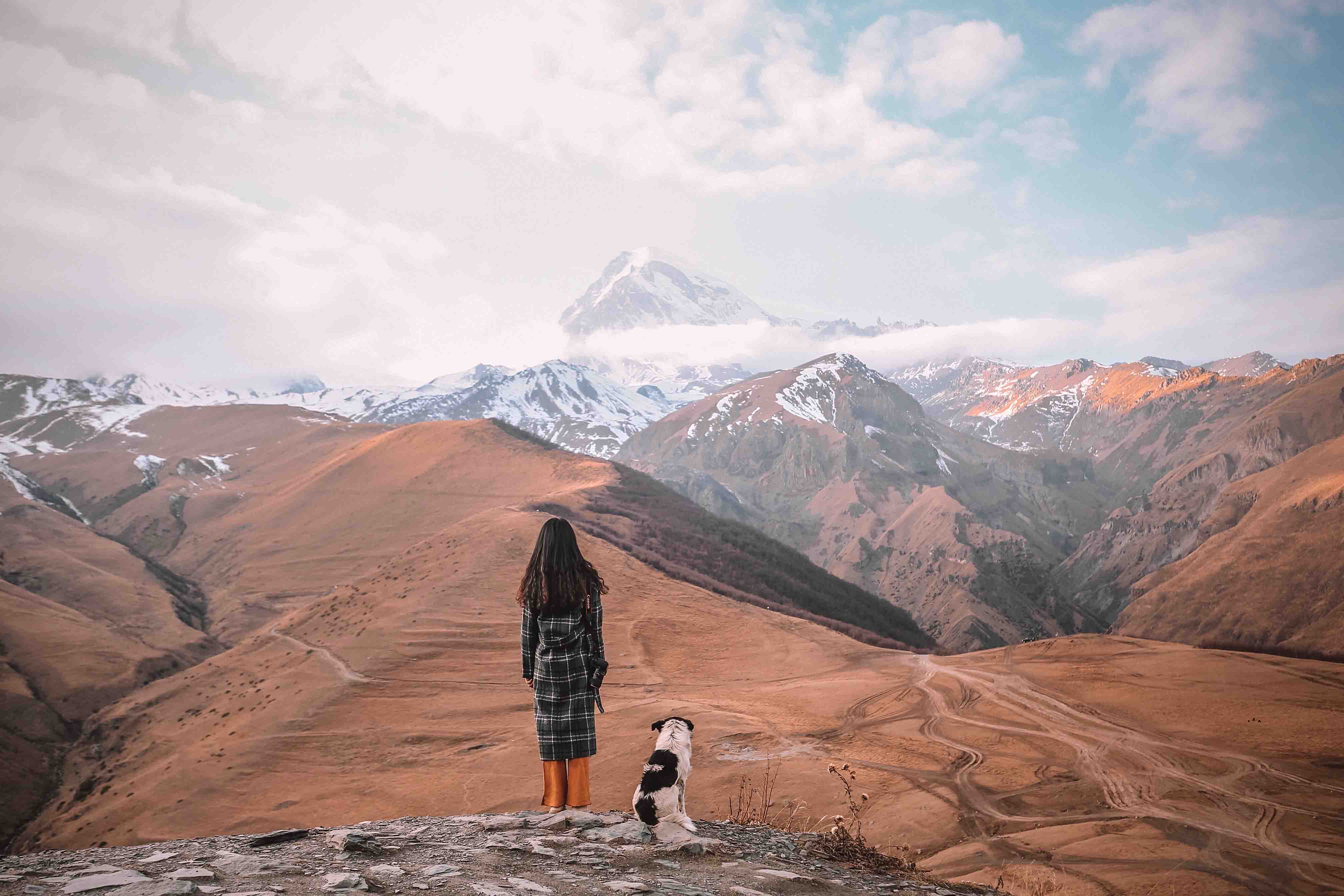 羊咸咸的個(gè)人主頁(yè)（背景預(yù)覽） - 主頁(yè)背景設(shè)置 - 站酷設(shè)計(jì)師羊咸咸原創(chuàng)素材 - 站酷ZCOOL