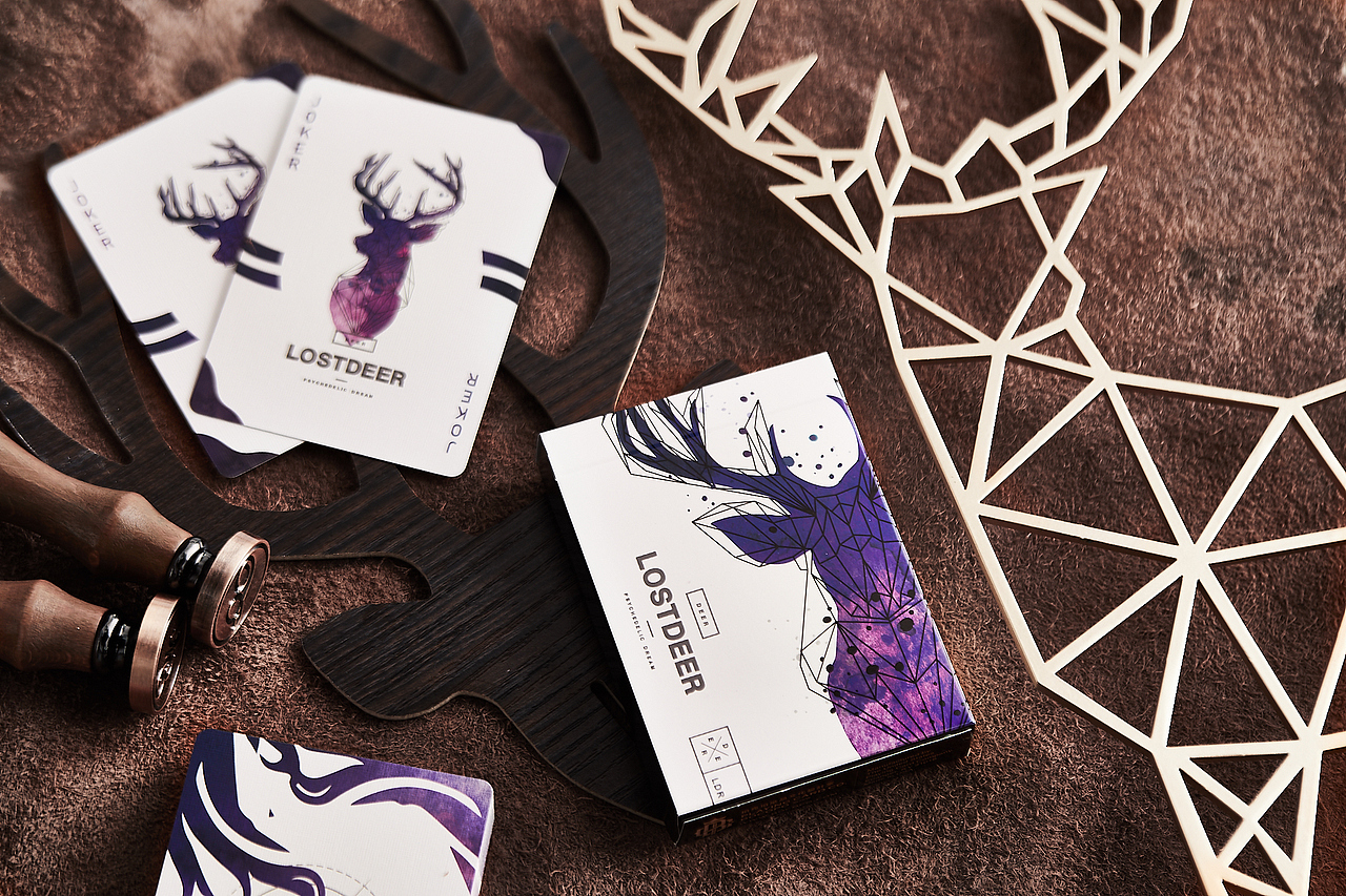 产品摄影-扑克牌-Lost Deer（图ZMTQ4NTg0MTMy） - 产品摄影 - 站酷设计师柏克珀紙品工作室原创素材 - 站酷ZCOOL