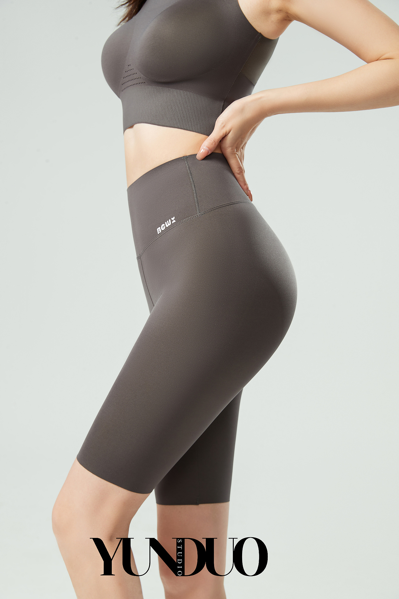 运动内衣夏季 跑步健身文胸 瑜伽背心（图ZMzMwMTcyMzYw） - 人像摄影 - 站酷设计师陨朵商拍刘大奇原创素材 - 站酷ZCOOL